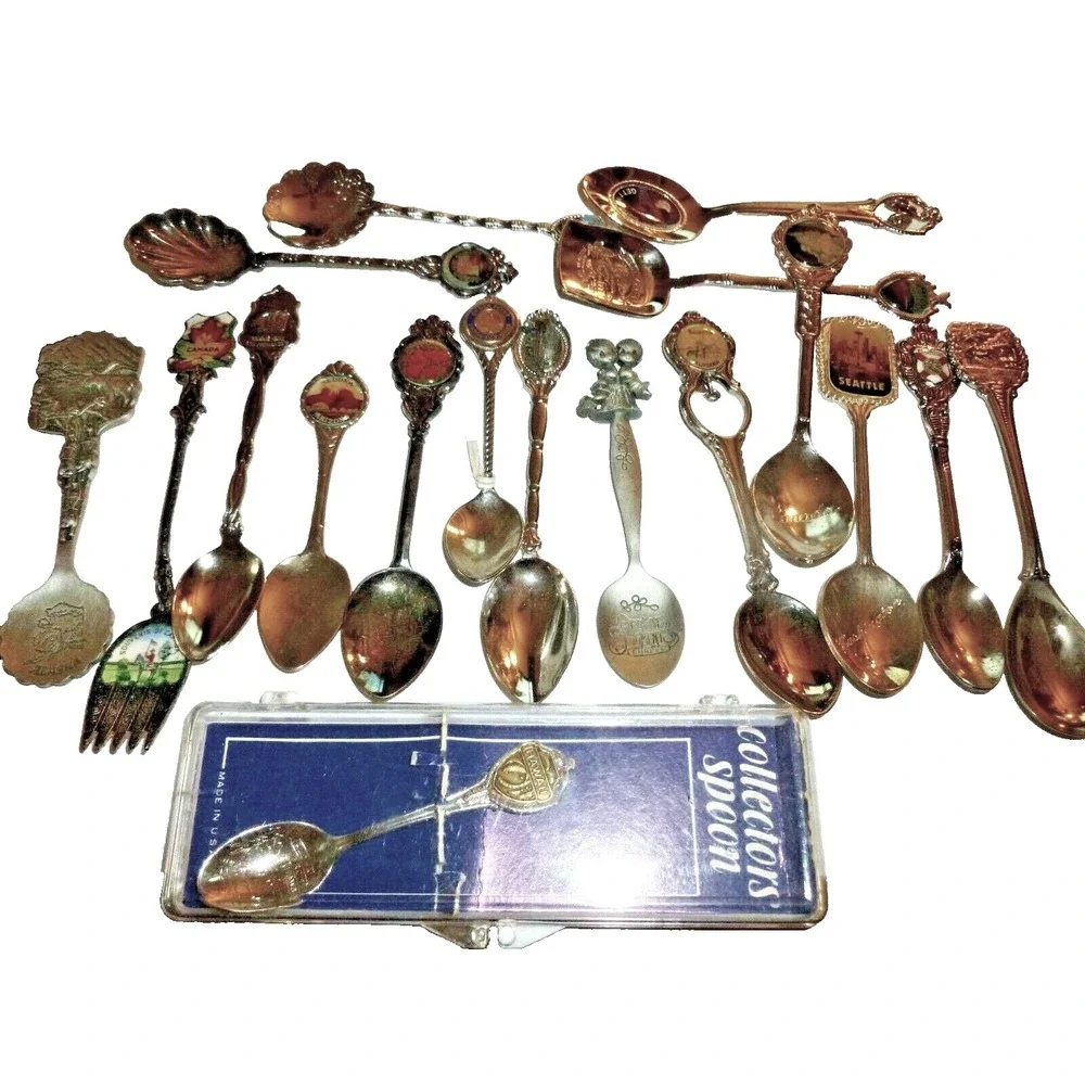Vintage Souvenir Collector Spoon Lot 15pc Hawaii Alaska Seattle Precious Moments